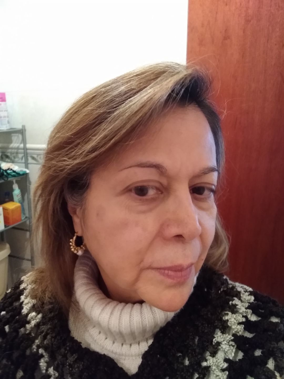 Customer photo review of Golden + Pearl Hoops