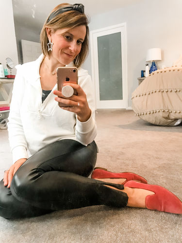 Customer photo review of BLACK FAUX LEATHER HEADBAND