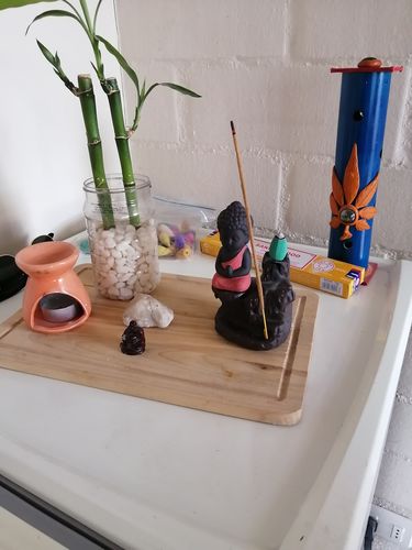 Customer photo review of Porta Incienso Monje + 10 Inciensos Especiales