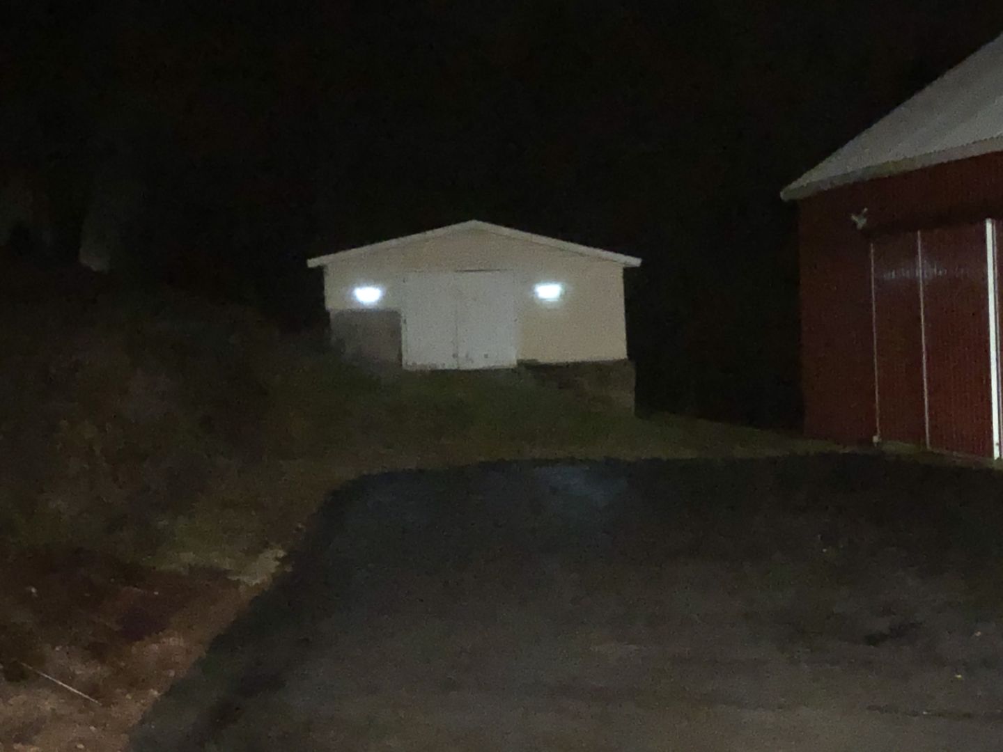 Customer photo review of 118 LED Solar Light 1000 Lumens