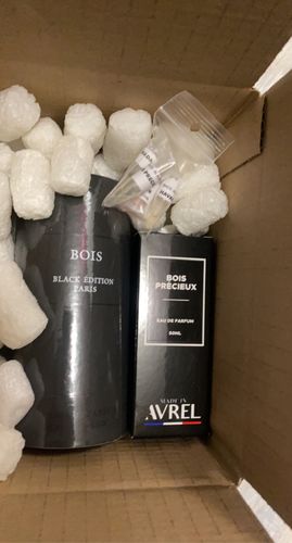 Customer photo review of Parfum Bois Précieux - Made In Avrel 50 ML