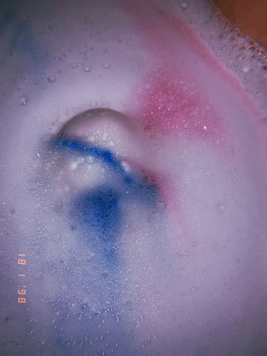 Customer photo review of Silver Shimmer Bath Bomb - Blue Opal Ring Collection