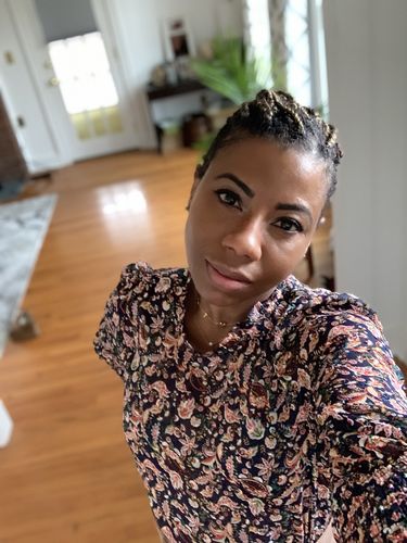 Customer photo review of COZY SINGLE PEARL NECKLACE