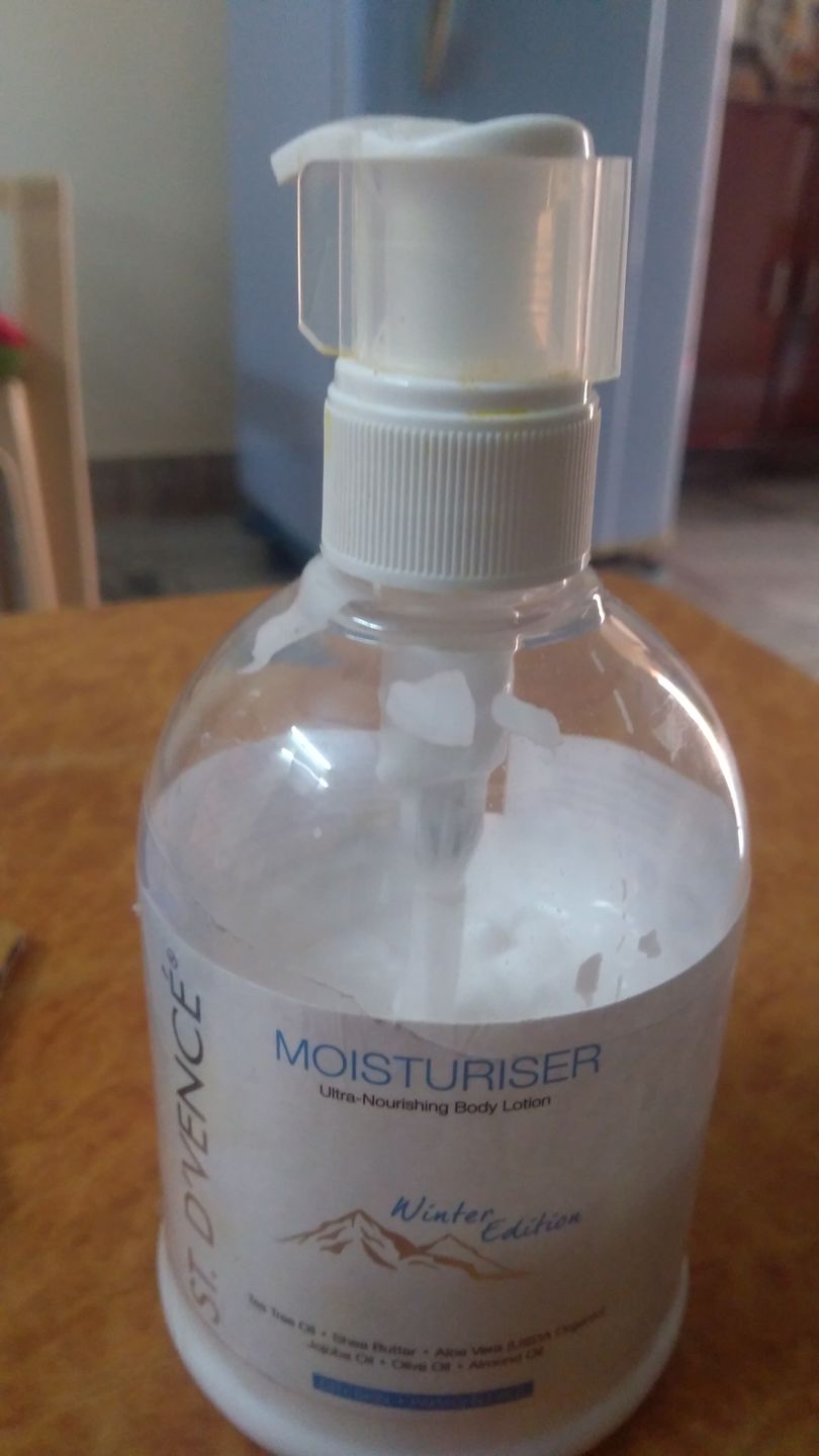 Customer photo review of Winter Body Lotion with Tea Tree & Shea Butter, 300 ml