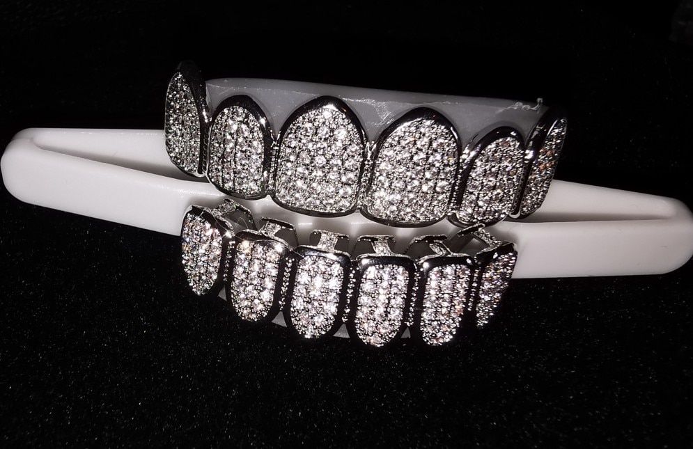 Customer photo review of Two-Tone Iced Grillz