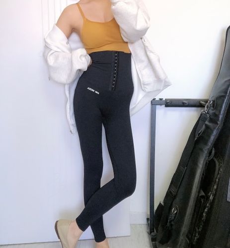 Customer photo review of Waist Shaper Leggings 2-in-1