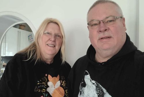 Customer photo review of FUCHS IN BLUMEN - BIO  - Unisex Hoodie (BASIC)
