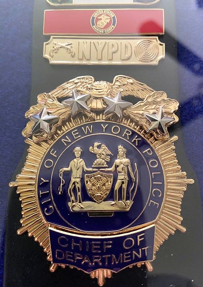 Customer photo review of NY New York Police Badge Replica Movie Props 1/2/3/4/5 Star (Optional)