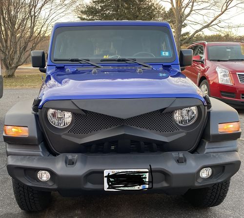 Customer photo review of Hawke Grille - Matte Black for 18-21 Jeep Wrangler JL & Gladiator JT