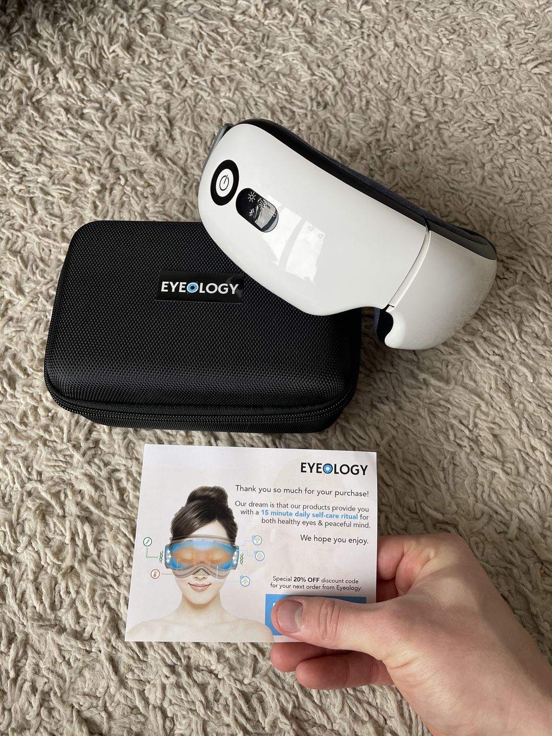Customer photo review of Eyeology™ Intelligent Eye Massager
