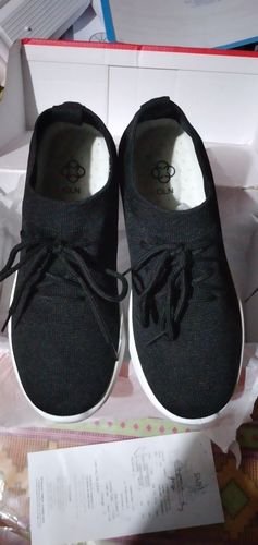 Customer photo review of Clanton Comfort Sneakers