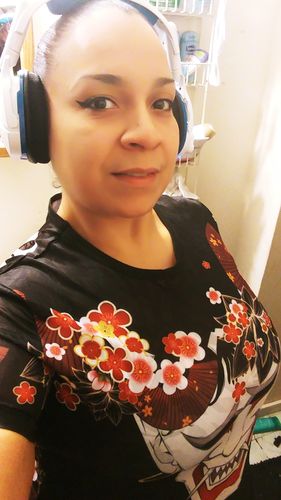 Customer photo review of Oni Hunter Geisha Shirt