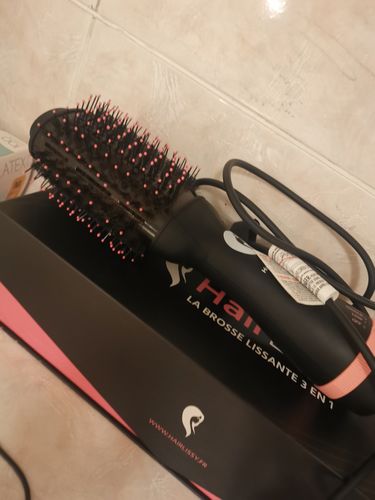Customer photo review of NOUVELLE: La Brosse Lissante Professionnelle 3 en 1 HairLissy®