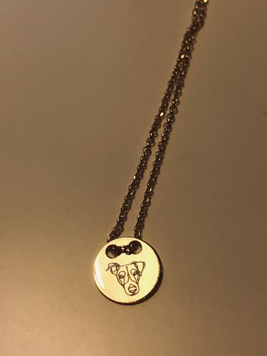 Customer photo review of Gold Dipped Lineart Love Halskette