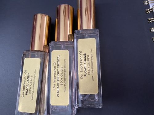 Customer photo review of Women's Body Oil Perfume Mist