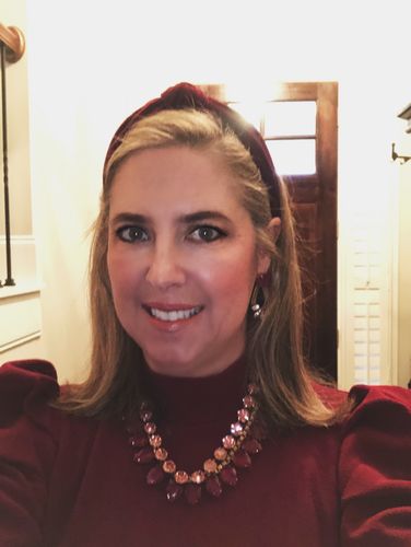 Customer photo review of MAROON VELVET KNOTTED HEADBAND