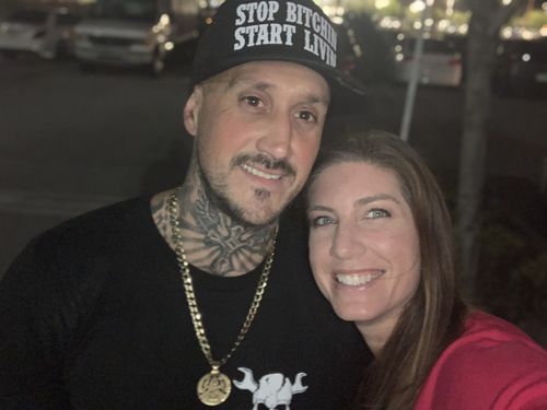 Customer photo review of 5 - Nobody Tee