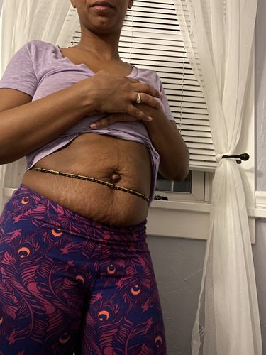 Customer photo review of Gold and Blue Crystal Waist Beads
