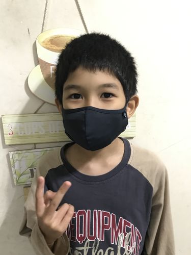 Customer photo review of Kid's Plain Face Mask with Pocket Filter