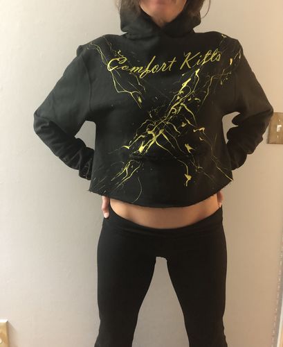 Customer photo review of 92- Sunshine Comfort Crop Hoodie