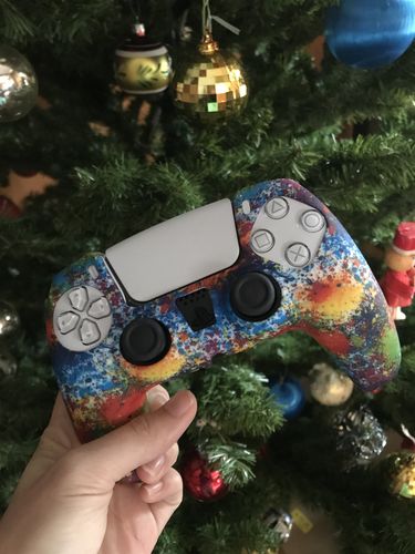 Customer photo review of Tie Dye - PS5 Controller Skin