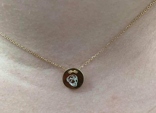 Customer photo review of Rosé Gold Dipped Lineart Love Halskette