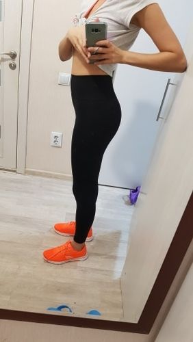 Customer photo review of Waist Shaper Leggings 2-in-1