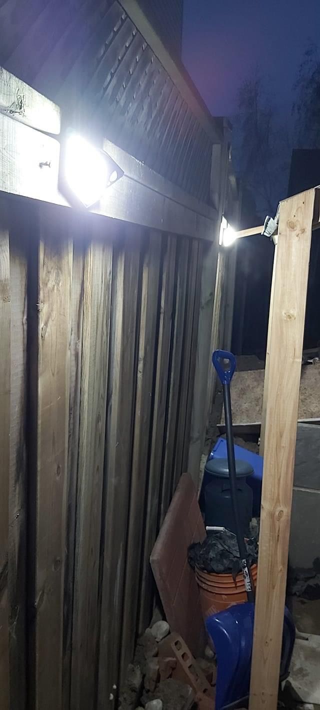Customer photo review of BigM Super Bright 136 LED Solar Lights, 270º Motion Sensor Security Solar Power Wireless Wall lamp, Ideal for Outdoor Front entrance, Pathway, Driveway, Fence, Deck, Balcony, Garage Doors, Backyard