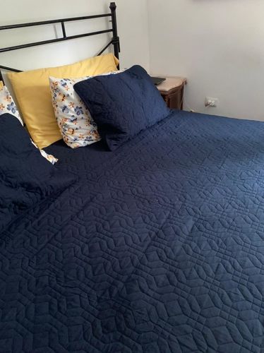 Customer photo review of Edredón Ligero Microfibra Premium - Tamaño y Color a elegir