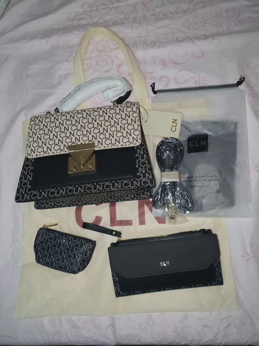 Customer photo review of Toughness Handbag