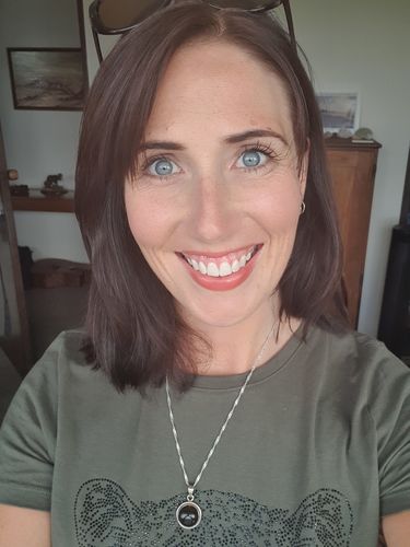 Customer photo review of LOVESKIN Serum + Stone