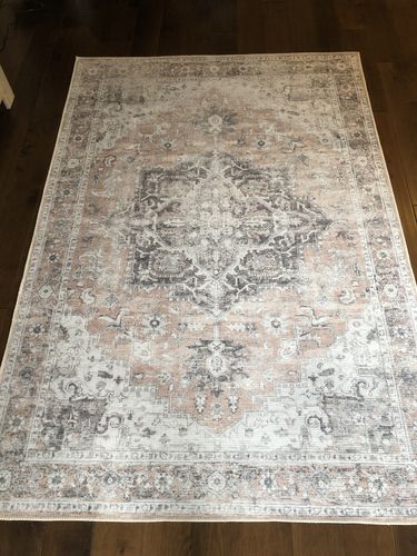 Customer photo review of Distressed Vintage Cezanne Blush Area Rug