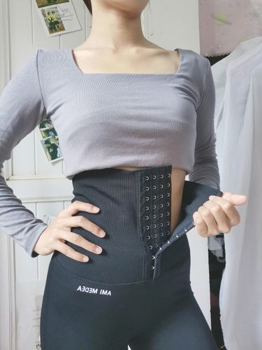 Customer photo review of Waist Shaper Leggings 2-in-1