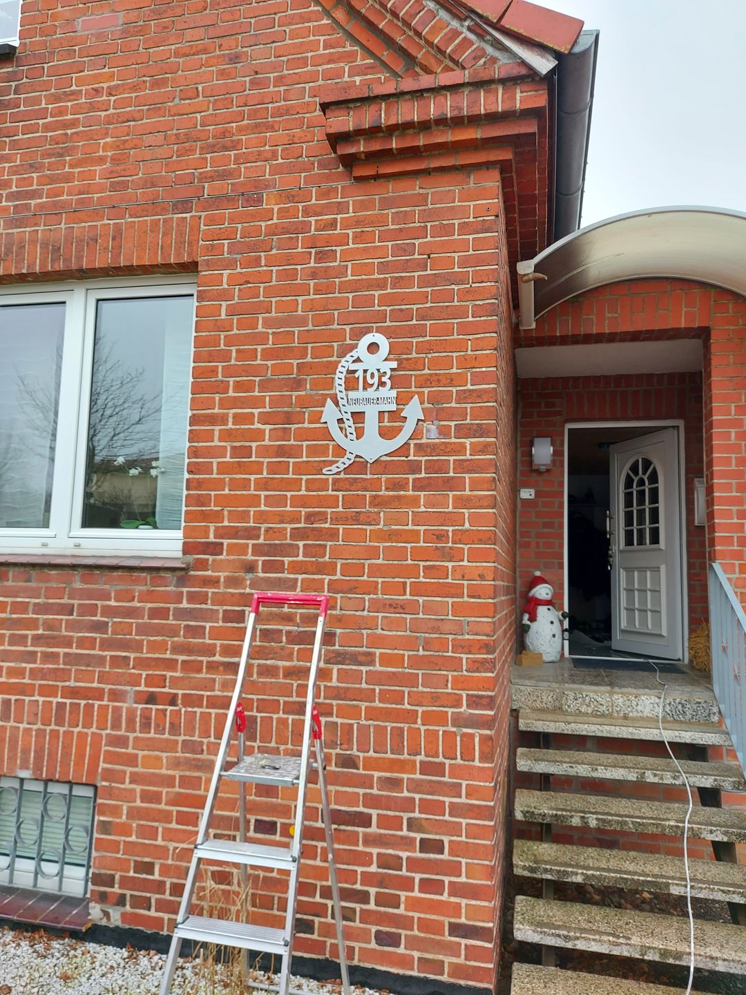 Customer photo review of Anker-Hausnummer mit Ankerkette (personalisierbar)