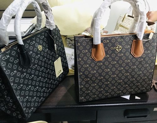 Customer photo review of Respectfulness Handbag