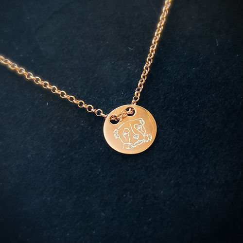 Customer photo review of Rosé Gold Dipped Lineart Love Halskette