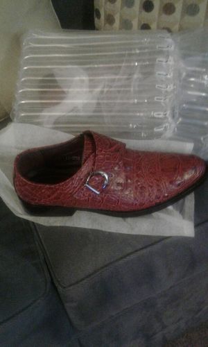 Customer photo review of Business Designer Crocodile Leather Oxfords