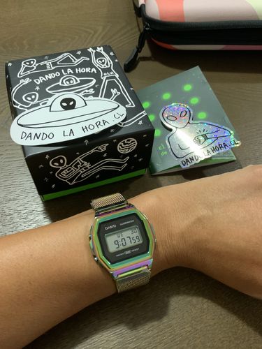 Reloj Casio Vintage A-1000RBW-1DR Metálica Tornasol - Dando la Hora - Dando  La Hora