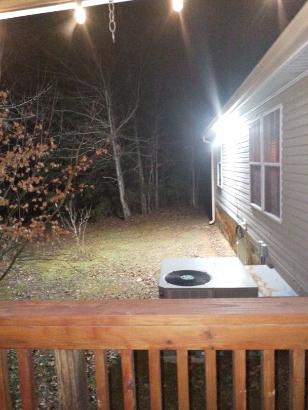 Customer photo review of 118 LED Solar Light 1000 Lumens