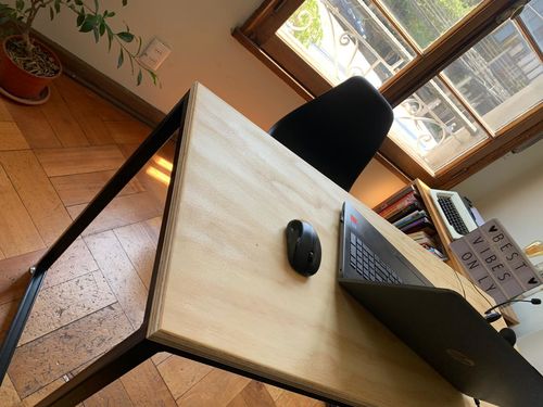 Customer photo review of Escritorio de madera MIMA 120 x 50 Negro