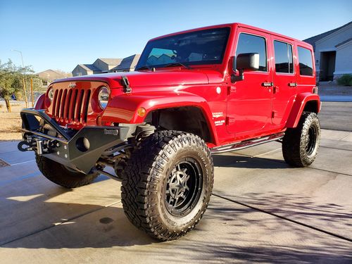 Customer photo review of Hawke Grille - Red for 07-18 Jeep Wrangler JK