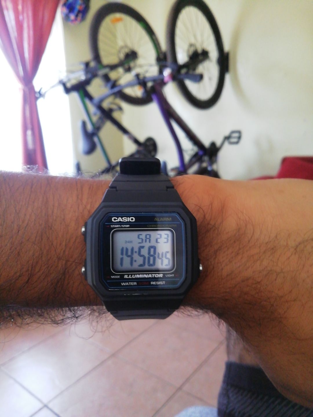 Customer photo review of Reloj Casio Vintage W-217H-1AVDF Classic Líneas Azules