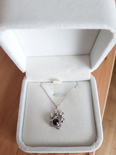 Customer photo review of Peakmart™ Pfotenkette mit Wunschfoto