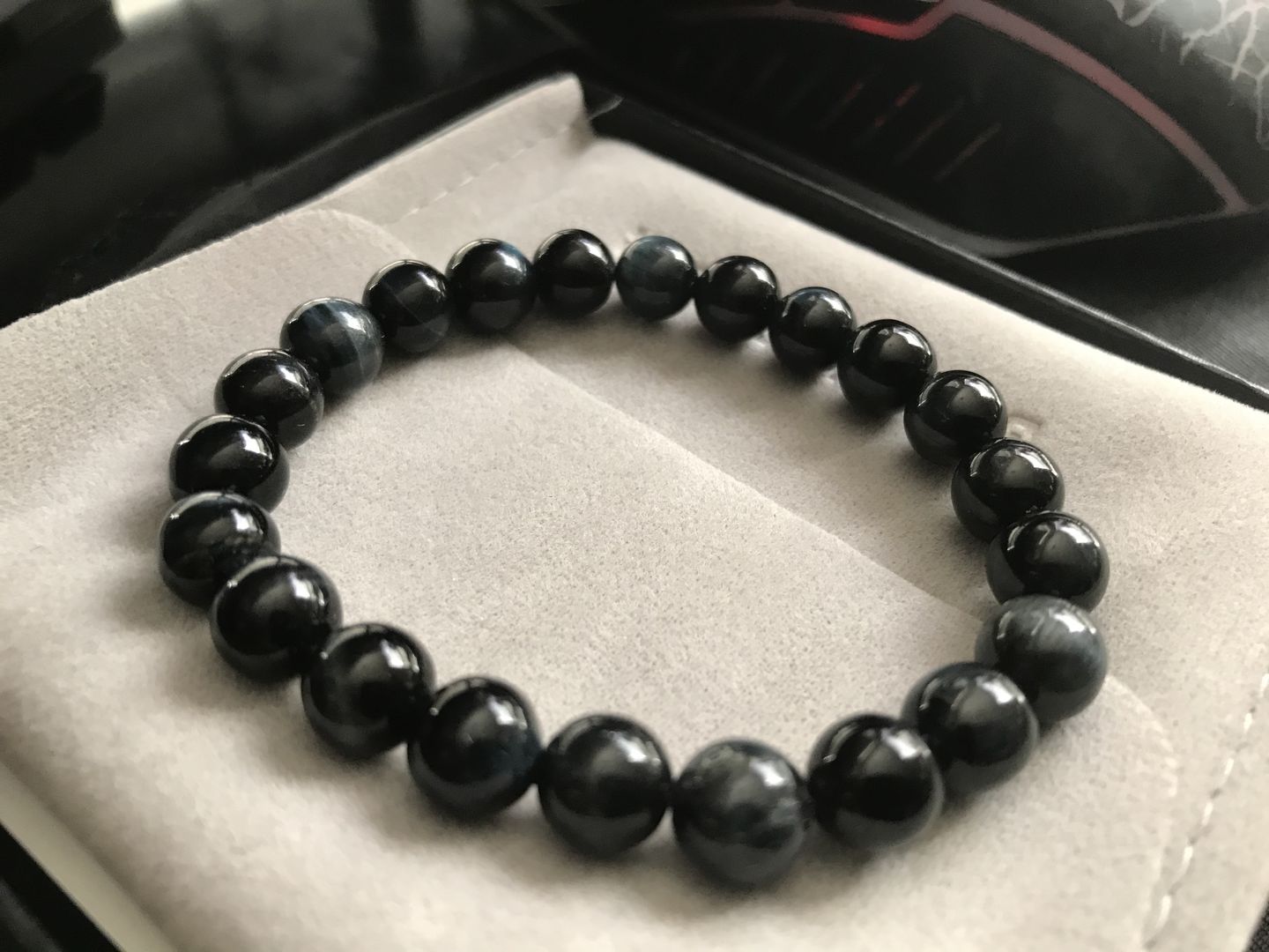 Customer photo review of Blue-Tigers-Eye Protection & Wealth Bracelet