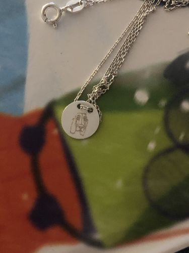 Customer photo review of Silber Lineart Love Halskette