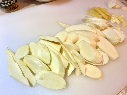 Customer photo review of Wild Rice Shoot 新鲜茭白 (0.8-1.0磅/LB)