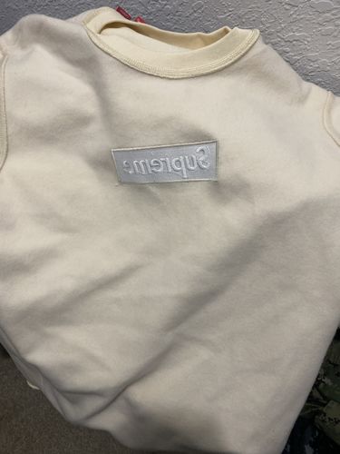 Customer photo review of Supreme Box Logo Sweatshirt