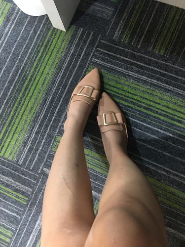 Customer photo review of Hanna Mules in Taupe