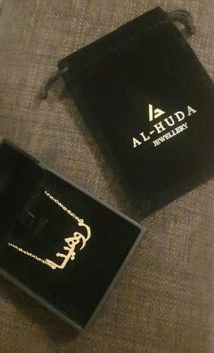Customer photo review of Custom Arabic Name Necklace