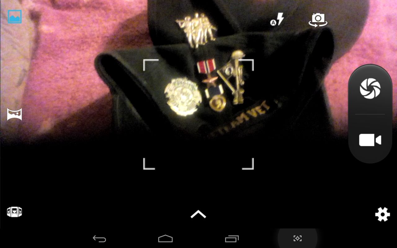 Customer photo review of US Army Veteran's Day Pin